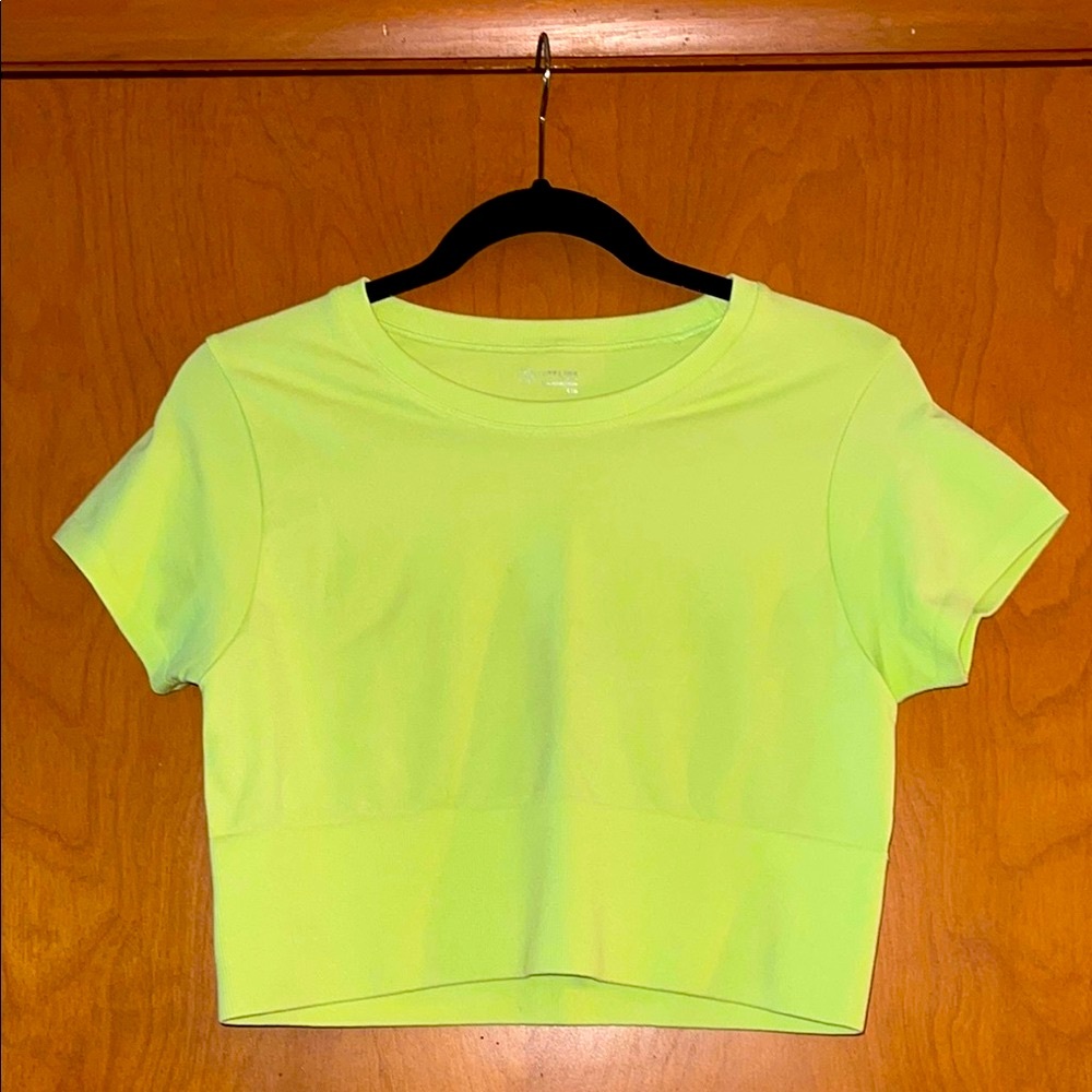 Offline by Aerie Green Crop T-Shirt Fitted Style